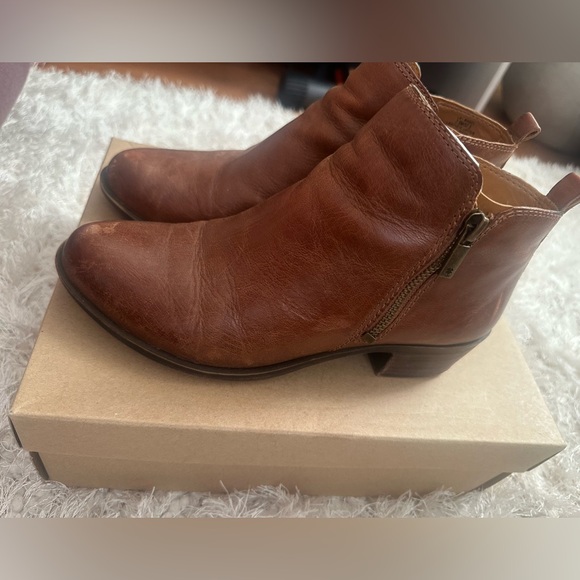 Lucky Brand Basel Bootie Size 7.5 - Picture 11 of 12